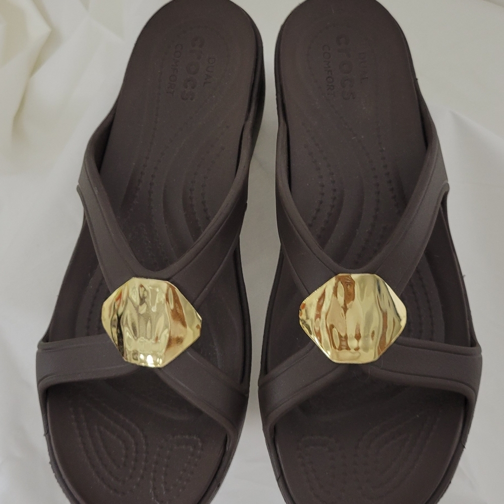 BRAND NEW pair of Croc slides